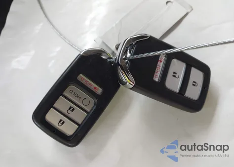 2017 Honda Ridgeline Rtl-E из США, поврежденный, VIN 5FPYK3F74HB016404